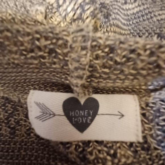 Honey love size large layered knit blouse - Picture 3 of 5